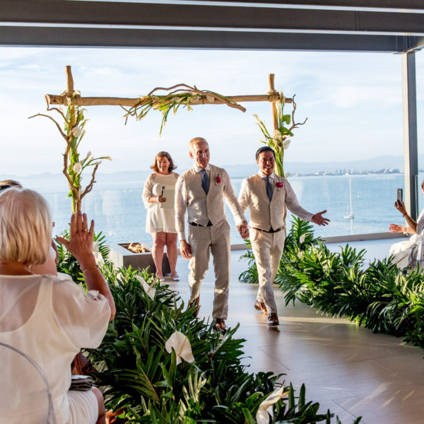 Modern, Elegant White Rooftop Wedding in Puerto Vallarta